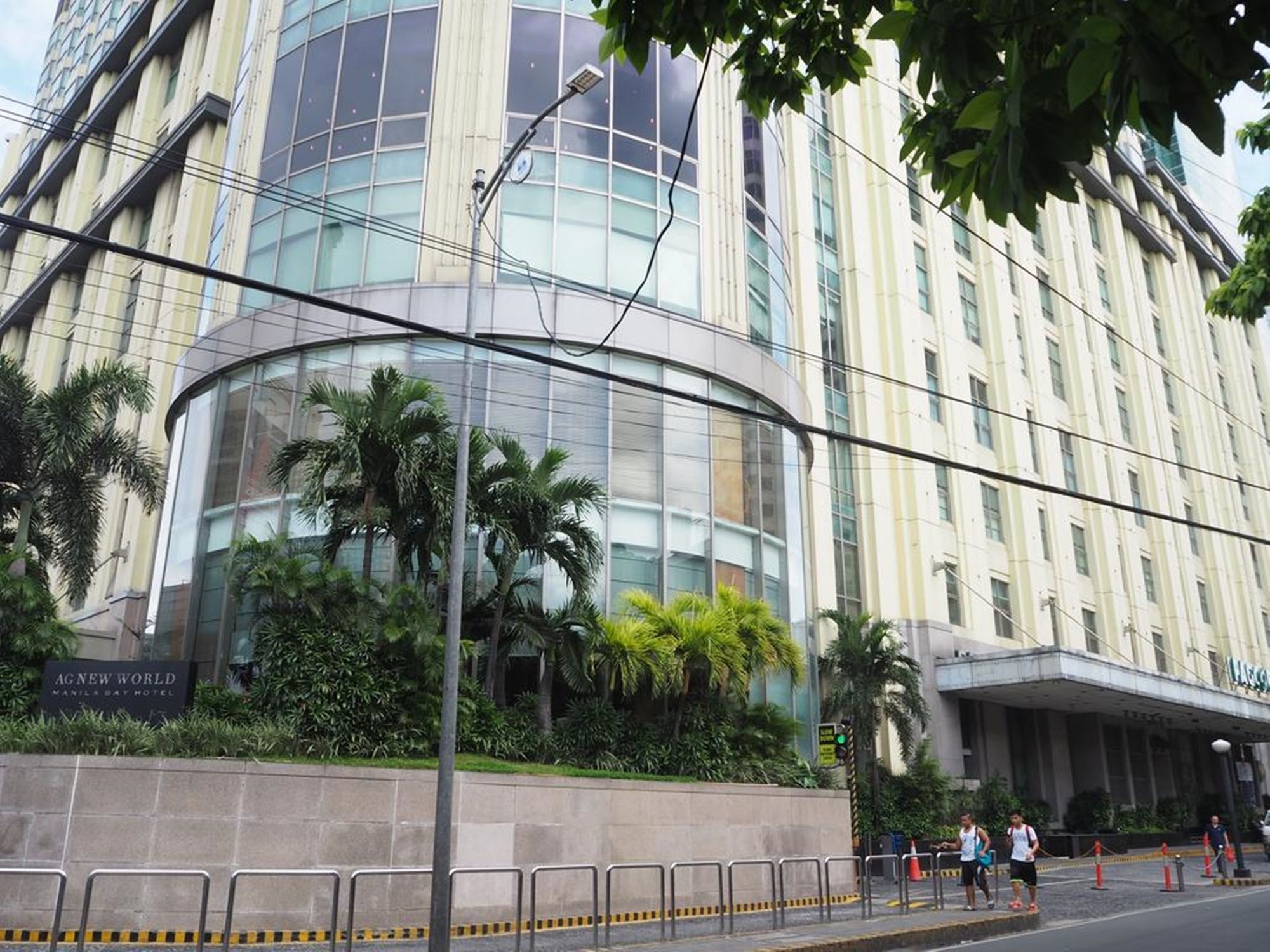 Suites De Marina Manila With Netflix Екстериор снимка